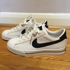Nike Sweet Classic Leather Sneakers